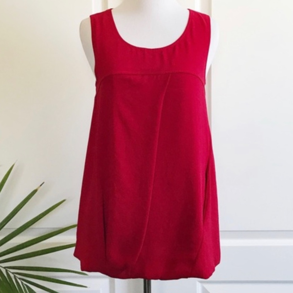 Theory red sleeveless blouse